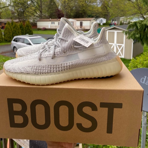 adidas Other - Yeezy boost 350 V2